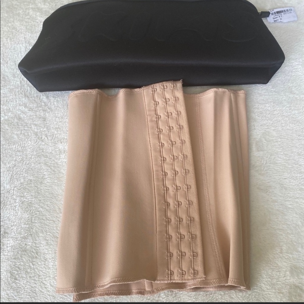 SKIMS Waist Trainer